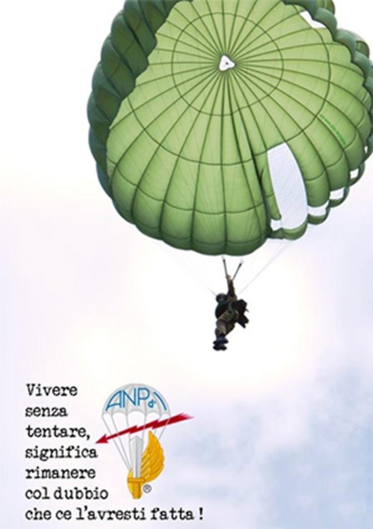 Corso di Paracadutismo Militare (fune di vincolo)