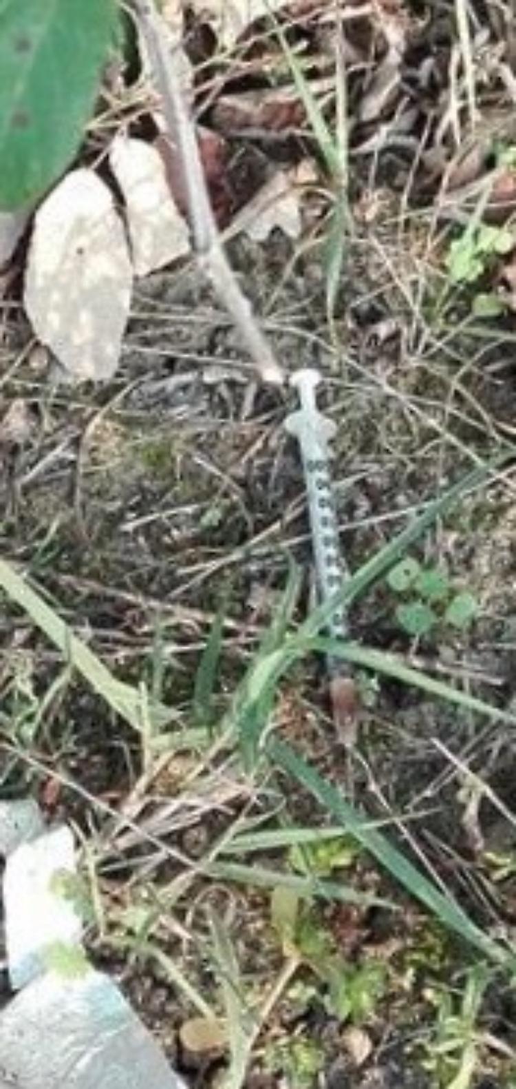 Spaccio, con la dose anche la siringa