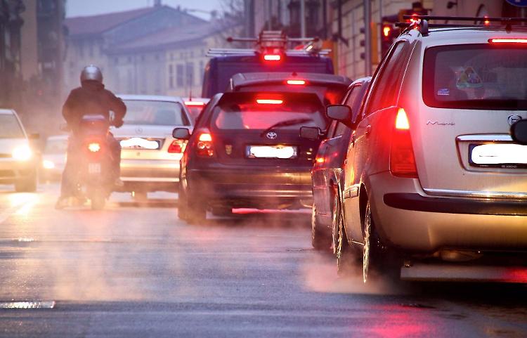 Smog, la città avvolta nelle polveri sottili