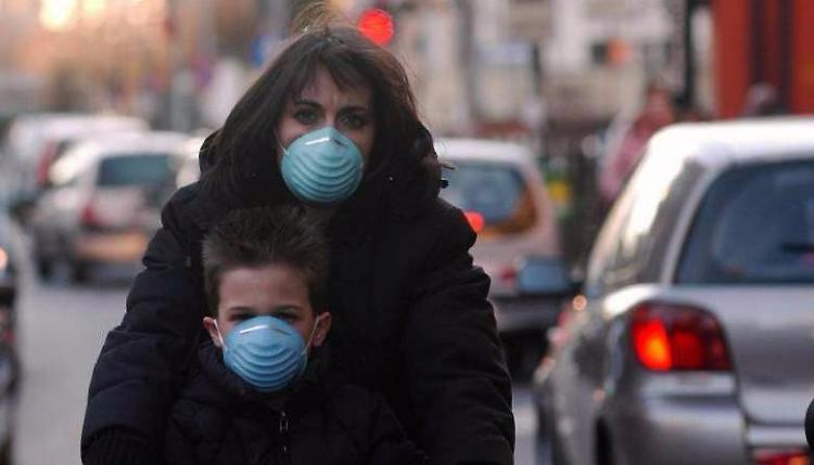 Smog, si spera nella pioggia. 'Cremona maglia nera in Lombardia'