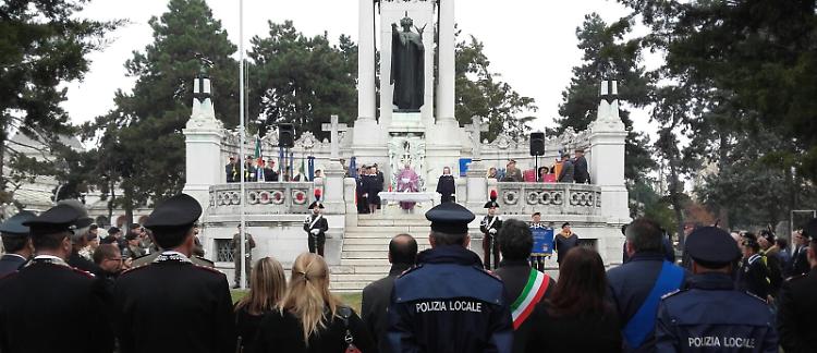 Commemorazione, cerimonia in onore di tutti i Caduti