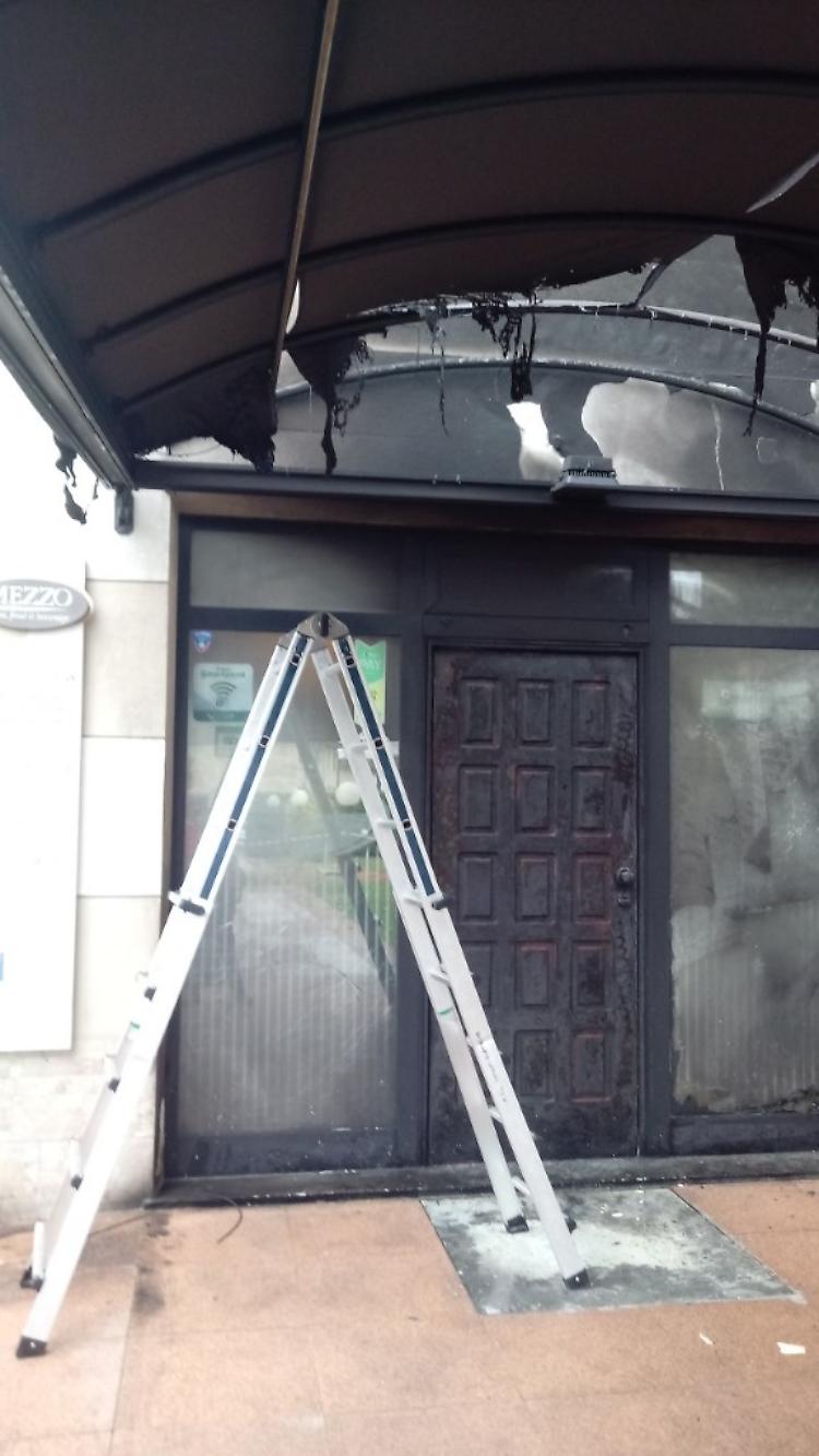 Incendio doloso al ristorante-pizzeria Il Mezzo