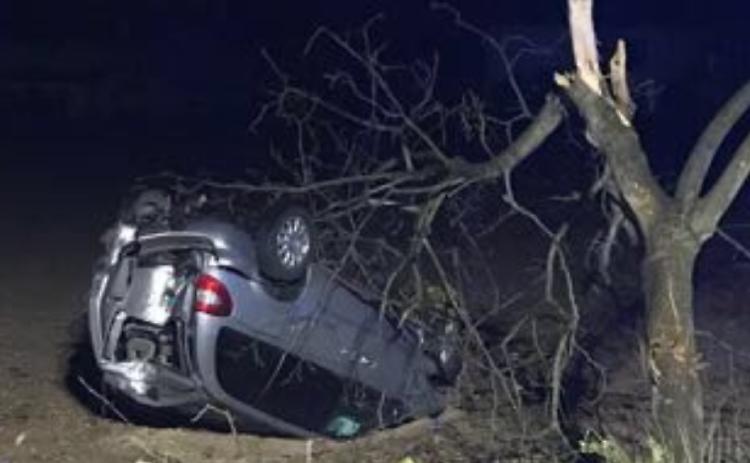 Schianto contro un albero, si aggrava il 26enne