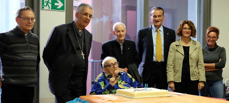 I 102 di monsignor Cavalleri, tutti a  fianco di don Mario