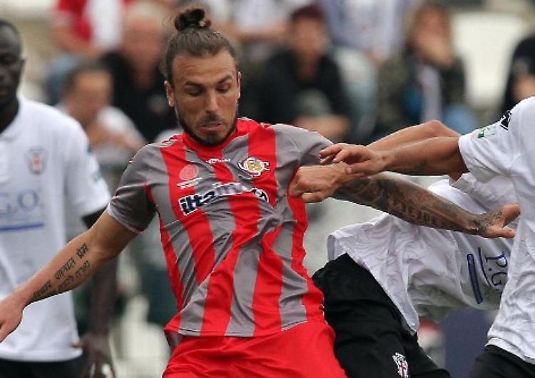 Cremonese a Benevento senza Terranova, Perrulli e Paulinho