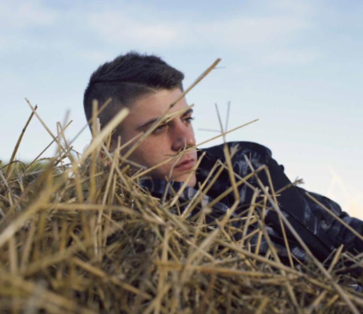 Il rapper Rkomi a Crema con "Io in Terra tour”
