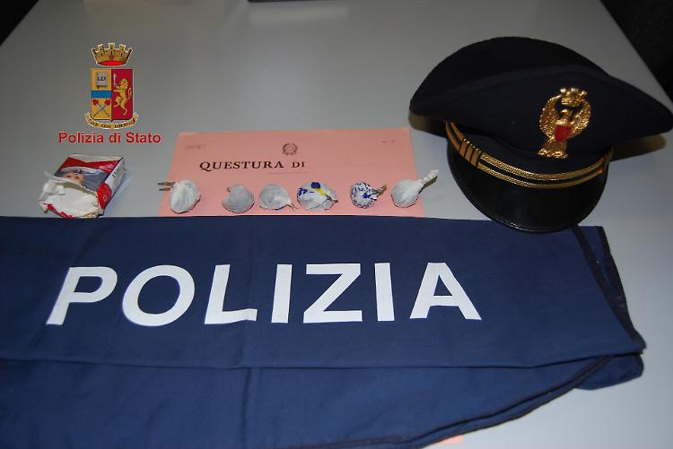 Controllo anti-droga in piazza Rimembranze, un arresto