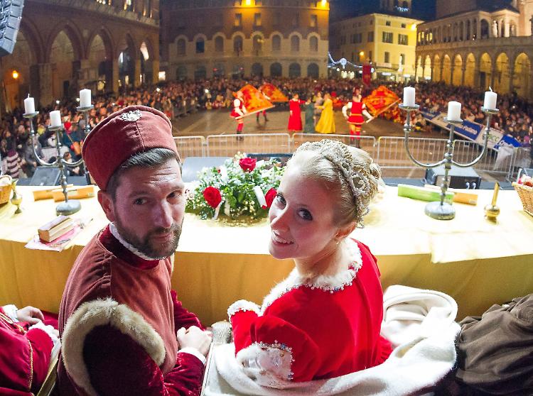 Il matrimonio di Bianca e Francesco: suggestioni, eleganza e fuoco
