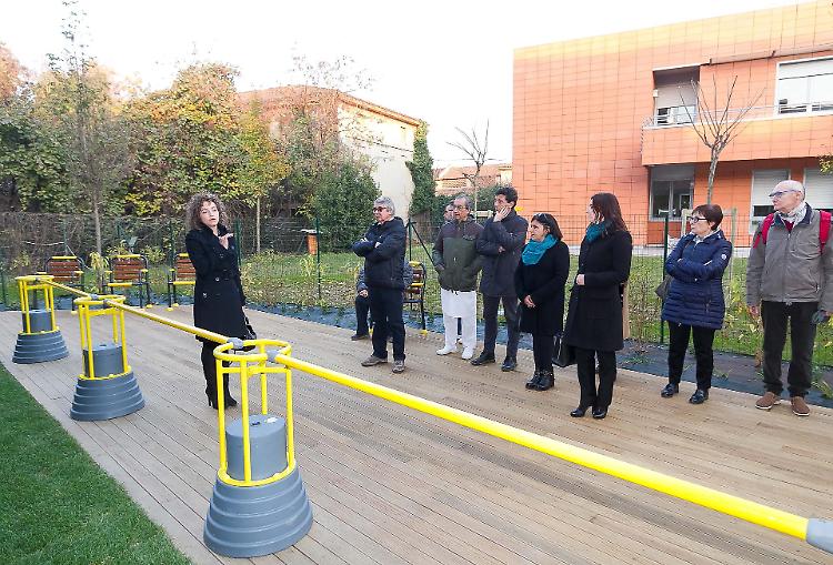 Cremona Solidale, inaugurato il 'giardino sensoriale' per i malati di Alzheimer