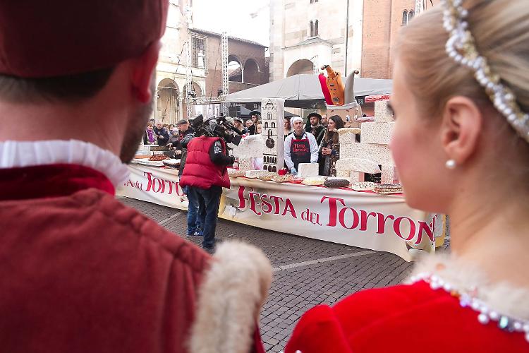 I segreti del torrone svelati su Rai1 a 'La vita in diretta'