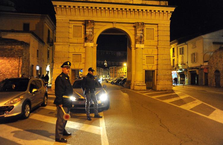 Piazza Garibaldi, nottata di controlli