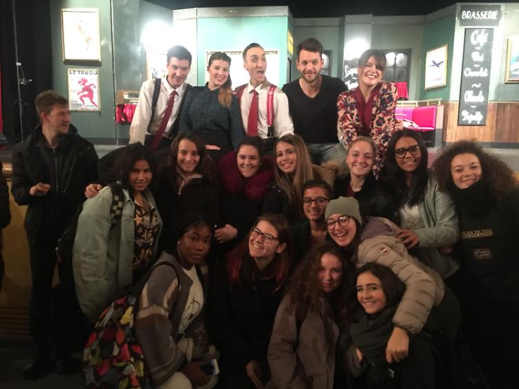 Einaudi, col progetto Materlingua studenti a teatro: inquietudini ed i sogni adolescenziali di due generazioni