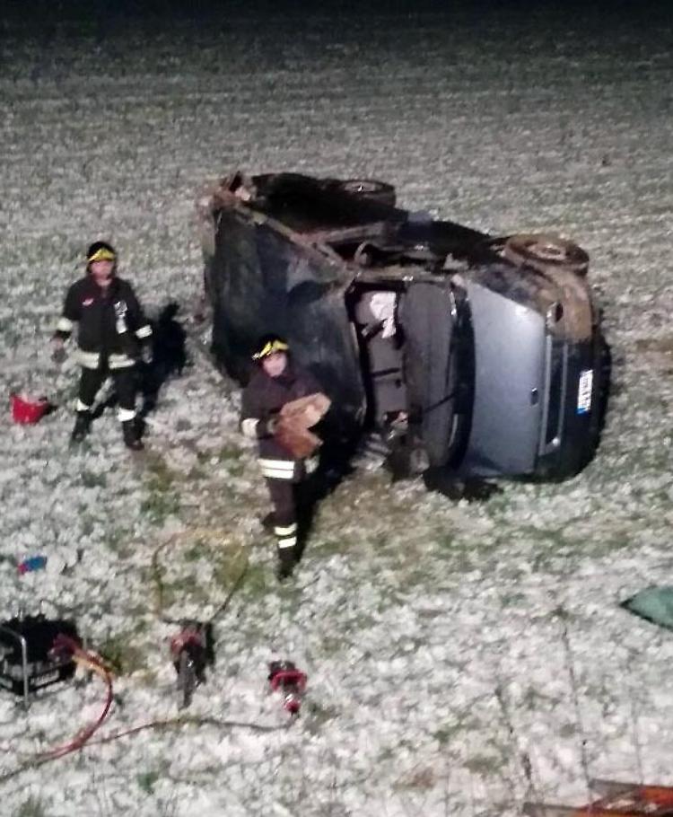 Pericolo ghiaccio, fuori strada e incidenti sulla Paullese