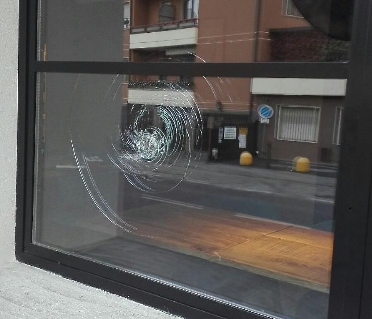Via Piacenza, spaccata fallita al 'Seconda casa'