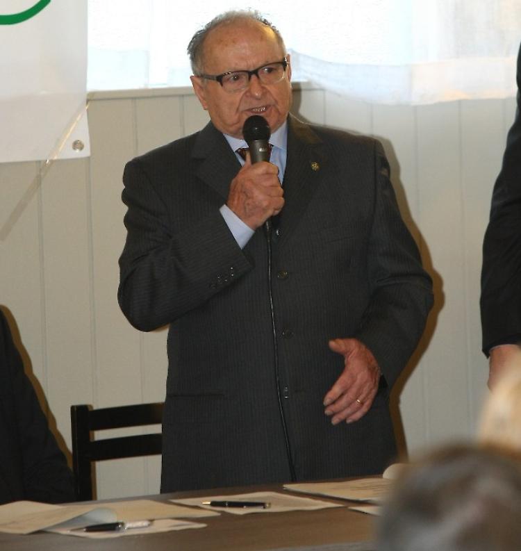 E' morto Mario Vicini