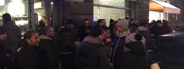 Folla per la Befana Grigiorossa