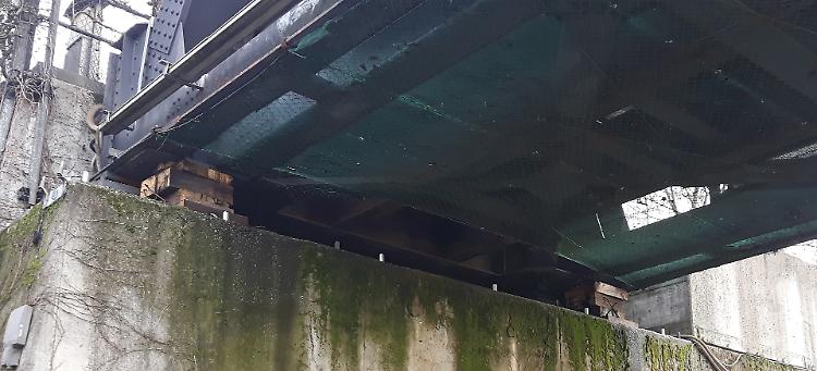 Ceppi  sotto i binari, ponte sul Po osservato speciale