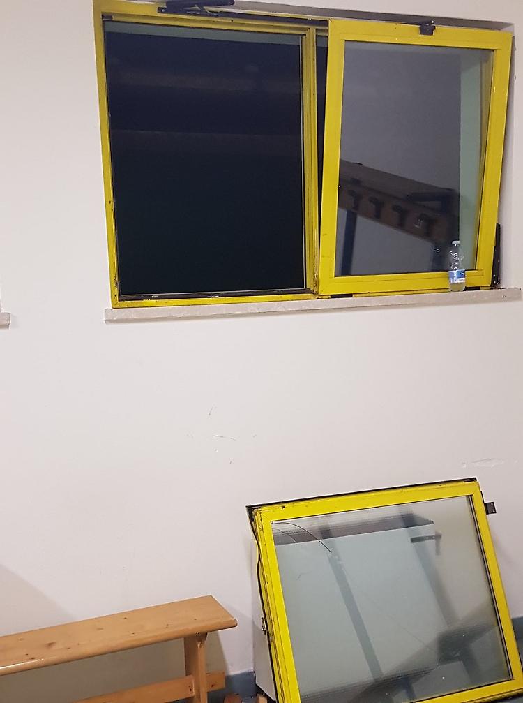 Furto negli spogliatoi durante la partita di calcetto