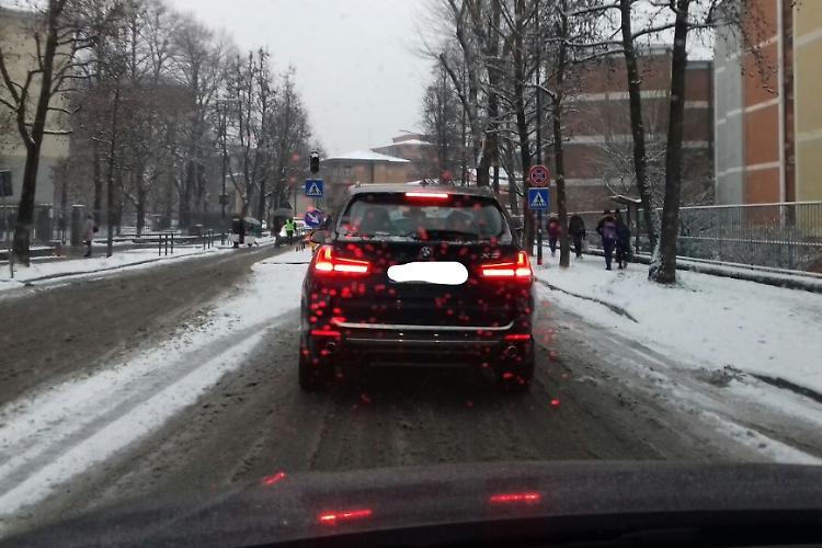E' arrivata la neve, ma meno del previsto. Scuole aperte regolarmente