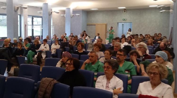 Ablondi duro sui buoni pasto, è 'no' al decreto