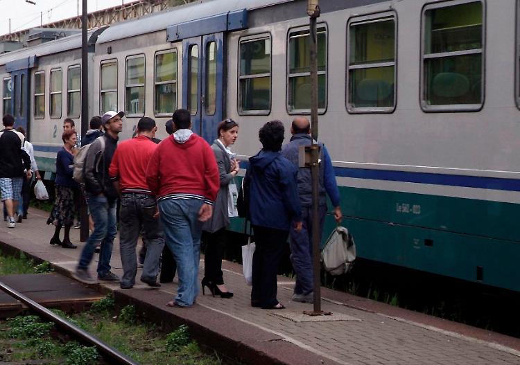 Treni, cancellati due convogli: ritardi dei diretti per Milano