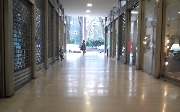 L’agonia infinita della Galleria del Corso 