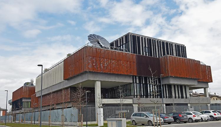 Lgh: forte crescita industriale e ritorno all'utile