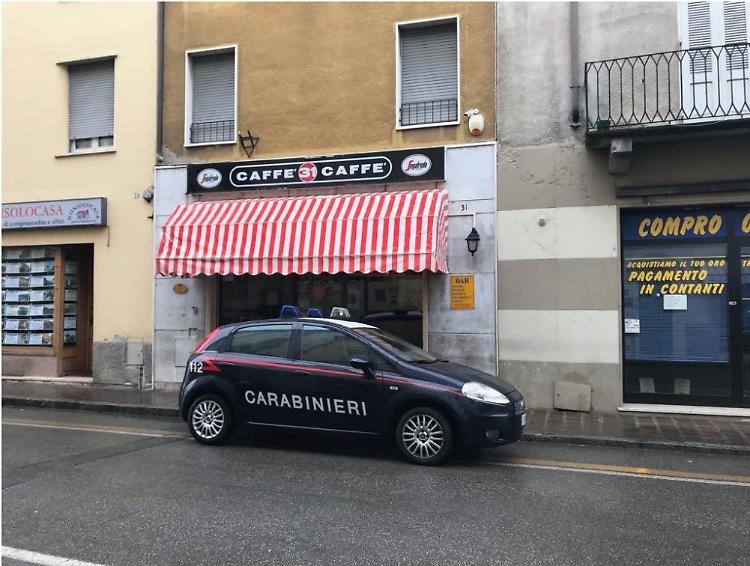 Via i soldi dalle slot, presi a cinque mesi dal furto