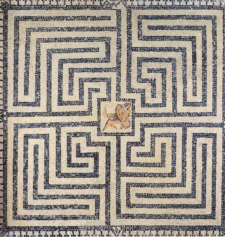 ‘Dentro e fuori  il Labirinto’, mostra e incontri su Bedriacum