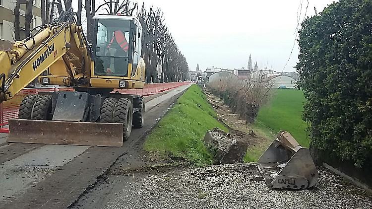 Via del Sale, per 20 giorni sarà chiusa la strada all'altezza della zona commerciale
