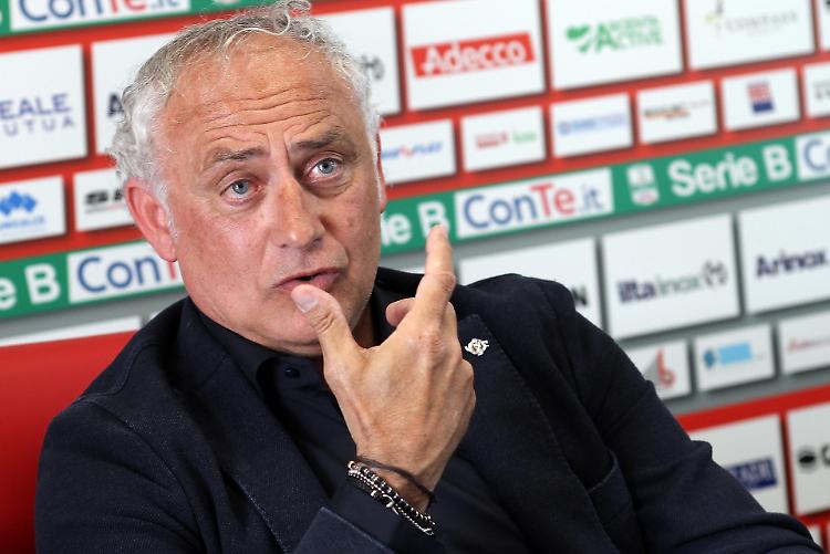 Mandorlini allenatore, conferenza stampa della Cremo per la presentazione