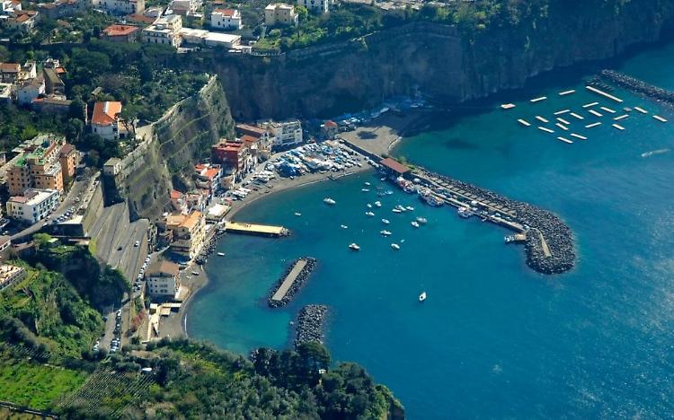Spiagge e approdi, 16 nuove bandiere blu