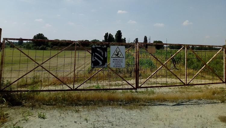 Stop cave, arriva la pista da motocross