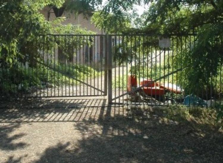 Stupro di gruppo, 'la fecero ubriacare per poi violentarla'