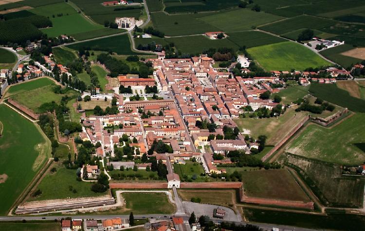 Mura camminabili: «Sabbioneta come Lucca»