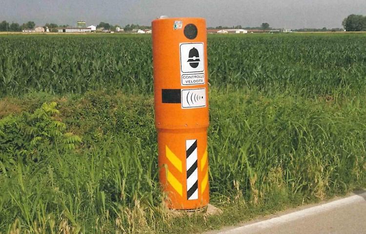 ‘Velo ok’ sradicato e poi piazzato a Ossolaro