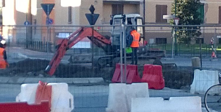 Via Castelleone nuovamente interessata da un cantiere