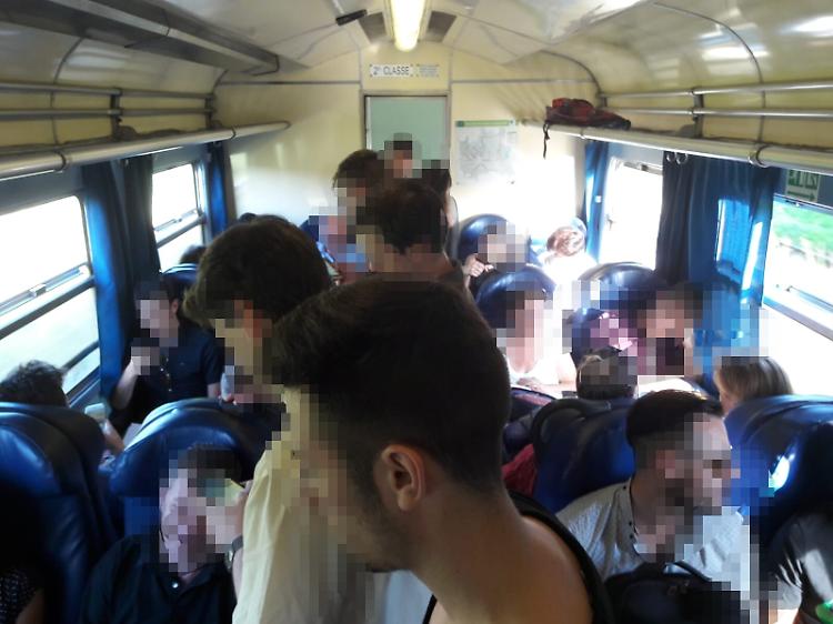 Caos treni, diretto cancellato
