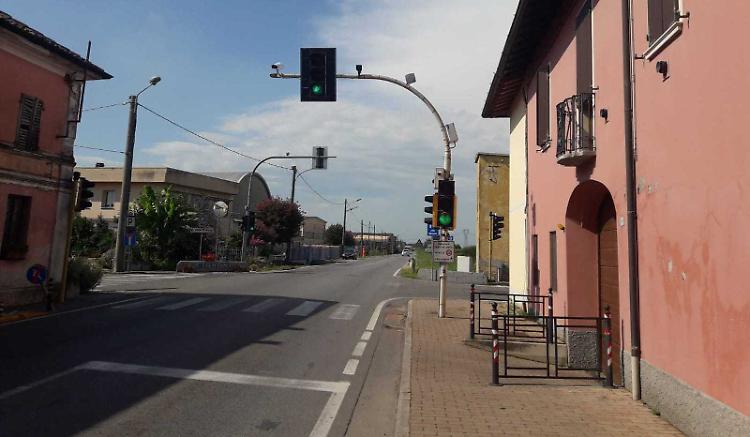 Cignone, semaforo 'ignorato': arrivano le telecamere