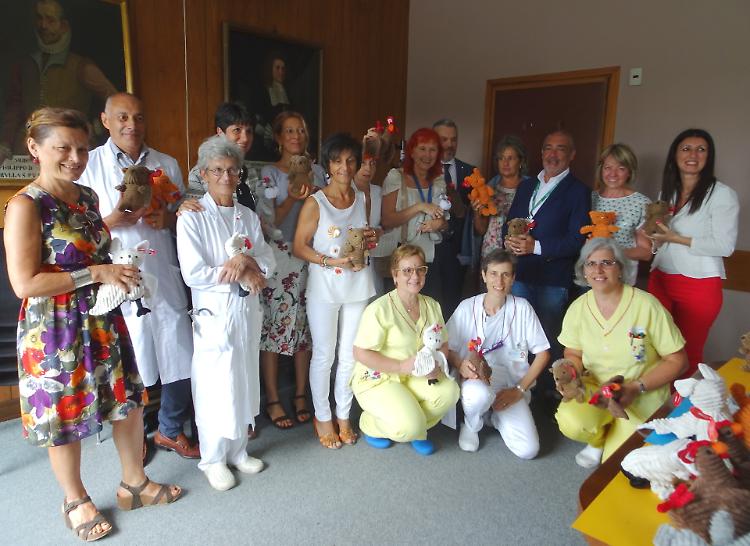 Da Coop Lombardia centinaia di peluches per l'ospedale