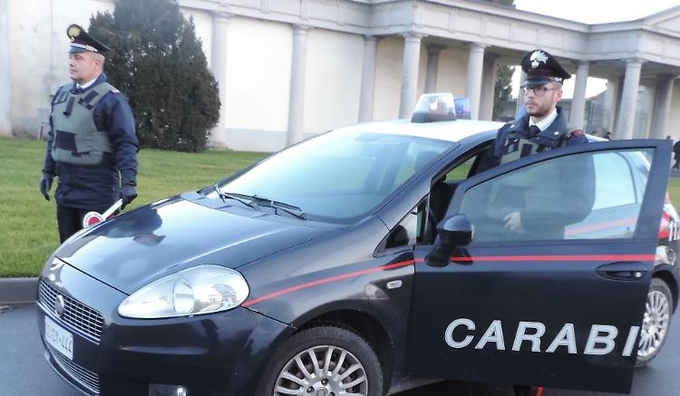 Soggetto pericoloso evade dai domiciliari,  arrestato