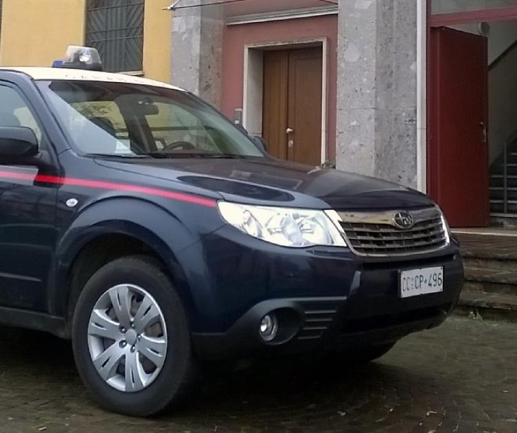 Simula furto d’auto, denunciata dai carabinieri