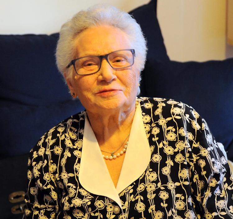 Nonna Italia: "Compio 101 anni e non mi fermo qui"
