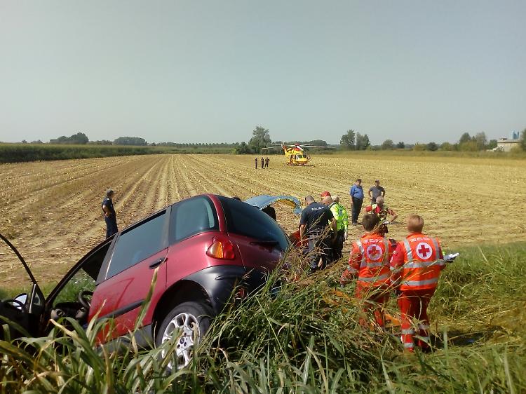 Grave incidente lungo la Paullese, 50enne ferito