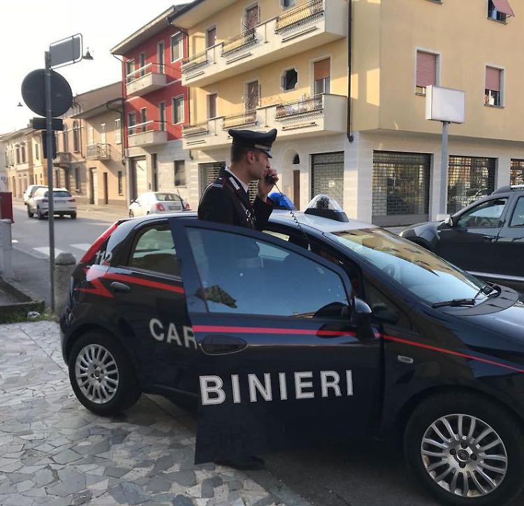 ‘Troppo occidentale’, pestata dal padre