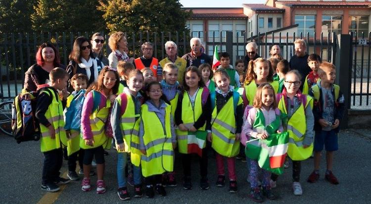 Piedibus, pochi volontari: salvato grazie ai richiedenti asilo
