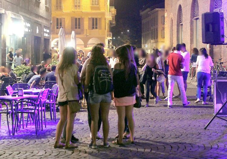 Vigili, movida al setaccio. Nel mirino alcol droghe e schiamazzi