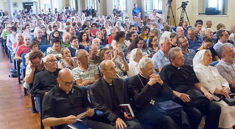 Aperto l'anno pastorale. Bianchi: i cattolici parabole viventi
