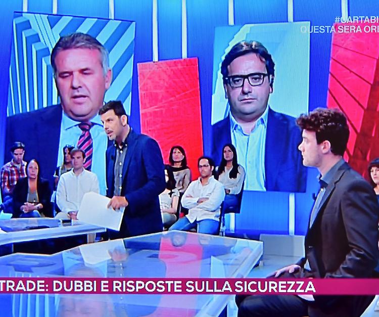 Ponte chiuso, 'caso' nazionale