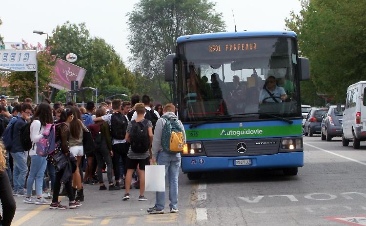 Pendolari in fuga: meglio gli autobus